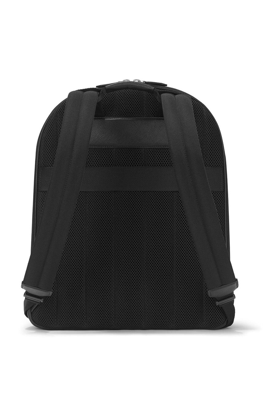 حقيبة ظهر Montblanc Sartorial كبيرة بثلاثة أقسام باللون الأسود