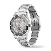 ساعة مونت بلانك 1858 آيسد سي أوتوماتيكية بمينا رمادية وتاريخ