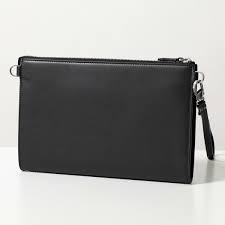 حقيبة كلاتش ناعمة من مونت بلانك ميسترستوك سيليكشن باللون الأسود